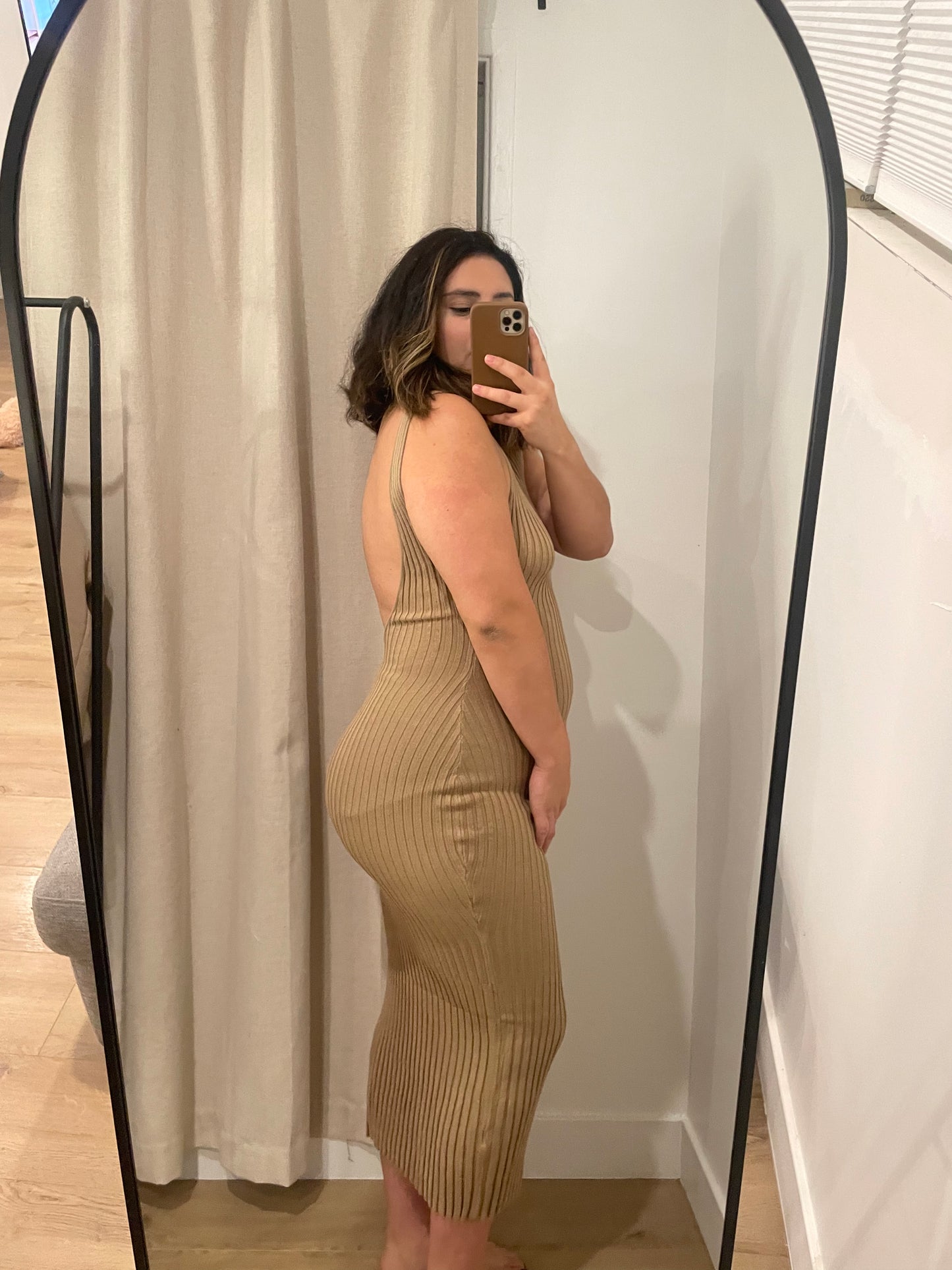 THE IT GIRL DRESS - TAUPE