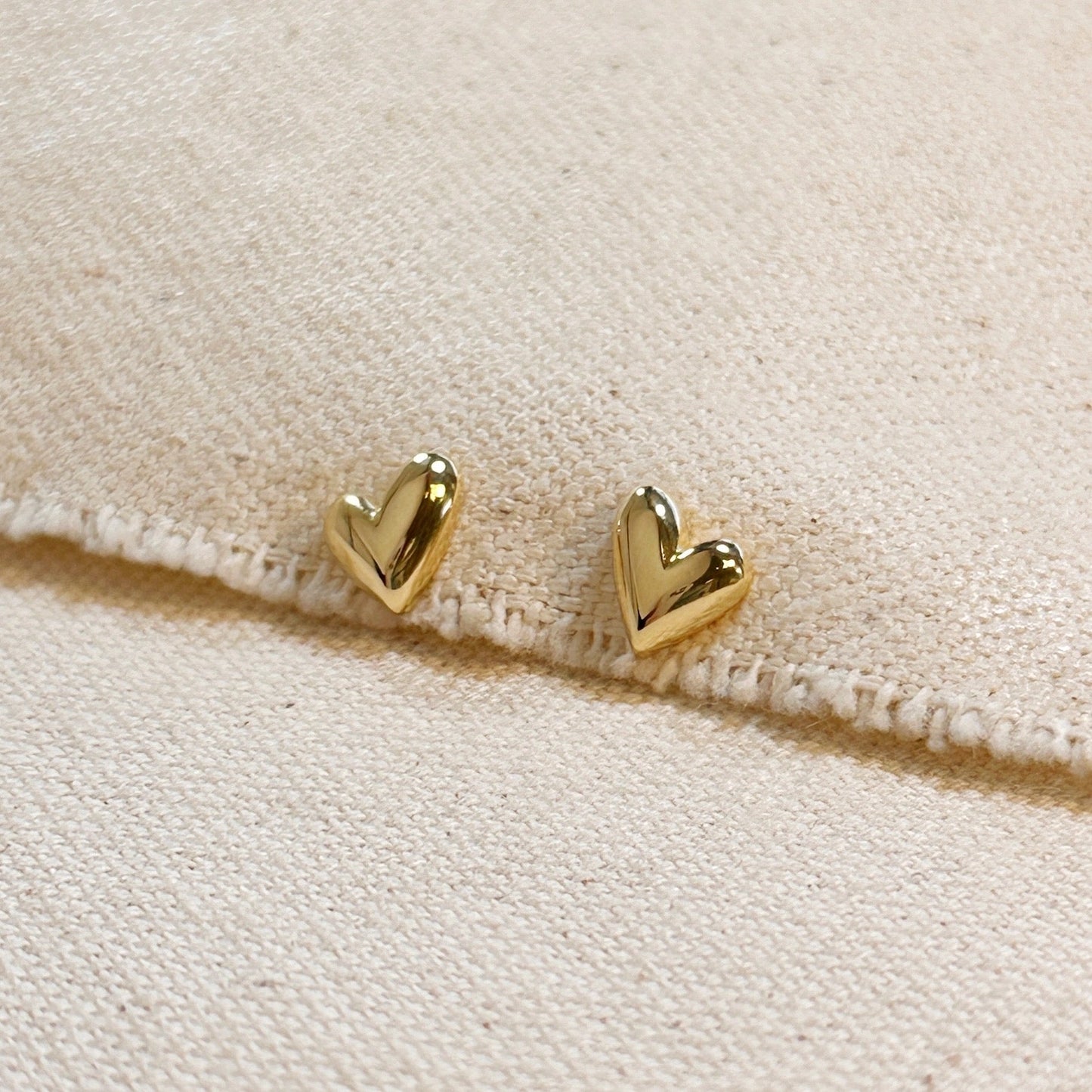 Simple Mini Uneven Heart Stud Earrings