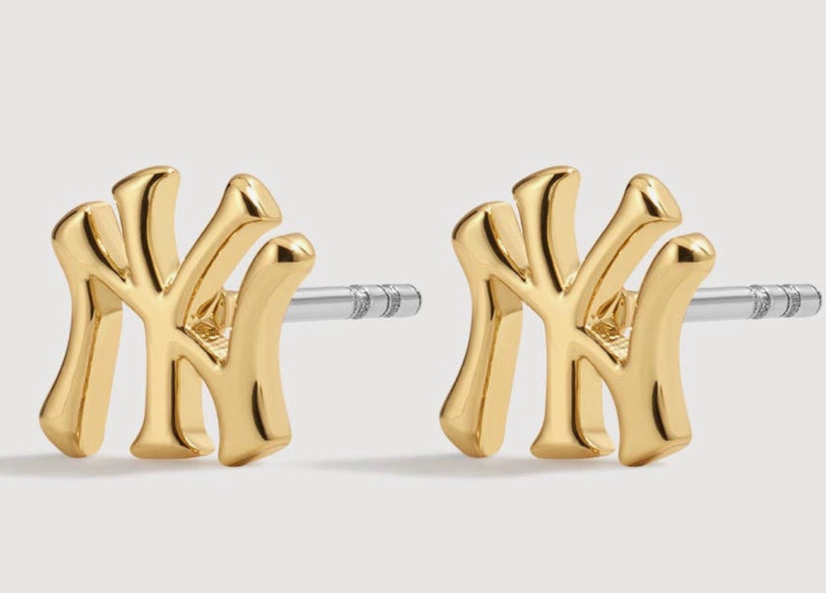 PRE ORDER - YANKEES STUD EARRINGS